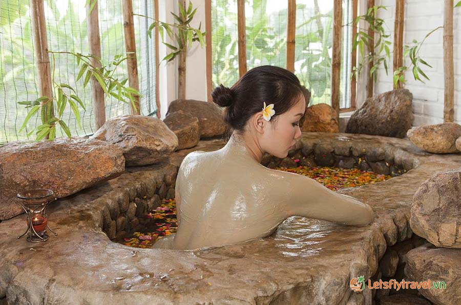 tắm bùn khoáng